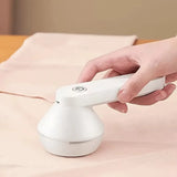 USB Rechargeable Fabric Defuzzer, Compact Handheld Electric Lint Remover for Clothes and Fabrics, Efficient and Portable for Hom